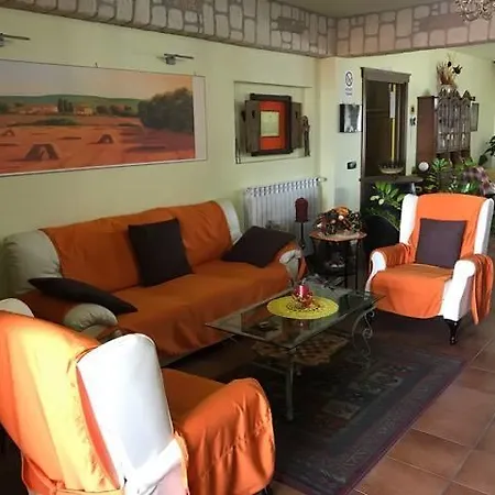 Panzió Sopra Le Laure Laureana di Borrello